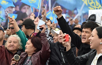 У Казахстане працягваюцца мірныя акцыі пратэсту