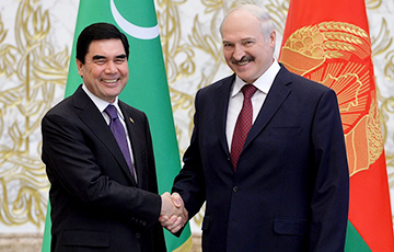 Лукашенко пытается «разрулить» проблему с Гурбангулы Бердымухамедовым