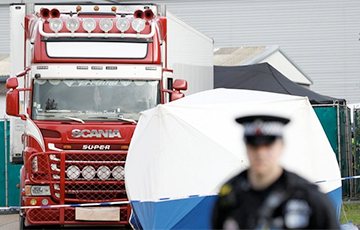 Стали известны подробности о найденном в Великобритании грузовике с 39 телами