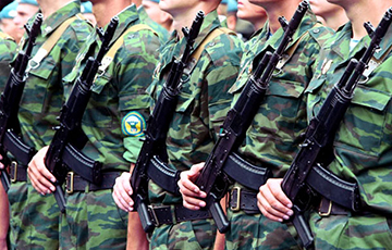 «С детства мечтал об армии»: новые факты о солдате, расстрелявшем восьмерых сослуживцев в РФ
