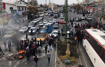 «Бензиновые» протесты охватили 40 городов в Иране