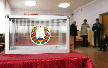 Беларусы масава байкатавалі спектакль Ярмошынай