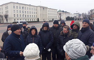 Берасцейцы выйшлі на плошчу за незалежнасць Беларусі і супраць завода АКБ