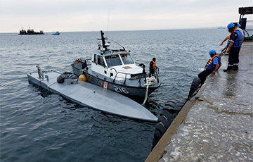 У Перу затрымалі падводную лодку з дзвюма тонамі какаіну