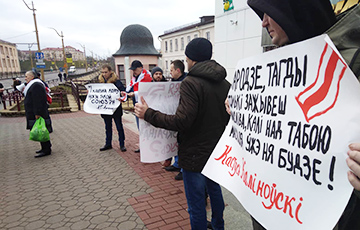 «На Пецярбург!»: Гарадзенцы распавялі падрабязнасці пра акцыю супраць «інтэграцыі» з Расеяй