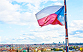 Чехия депортировала четырех человек из домов дипломатов РФ