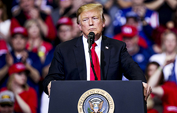 Реакция Трампа на импичмент попала на видео