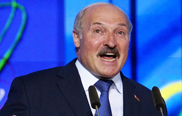 Lukashenka: If, God Forbid, Times Are Hard, We Will Need Komsomol