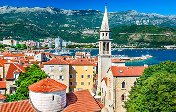 Какую недвижимость можно купить за одну и ту же цену в Беларуси и Черногории