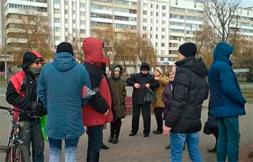 В Светлогорске протестуют против отравляющего город завода