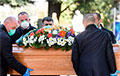 Лукашенко прячет правду о количестве  смертей от коронавируса