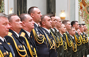 Zmitser Bandarenka: Law Enforcement Officers Will Remove Lukashenka Soon