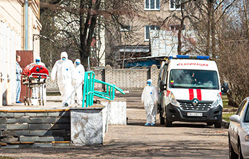 Вспышка коронавируса в Могилевской области: людей массово забирают в капсулах