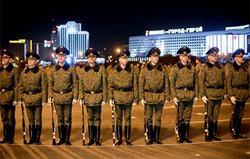 Российские и китайские военные отказались участвовать в параде в Минске
