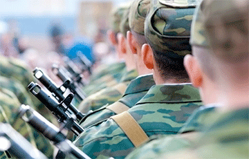 Analyst: Moral Degradation Going On At Huge Pace In Armed Forces Of Belarus