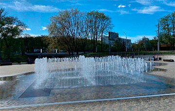 В Минске фонтан за 2 миллиона рублей затопил набережную сразу после запуска