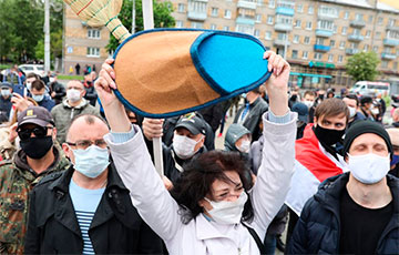 «Не допустим больше тараканьей власти над нами, хватит!»