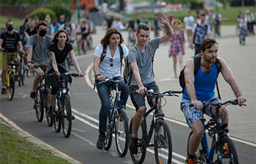 Велосипедисты солидарны с диджеями свободы