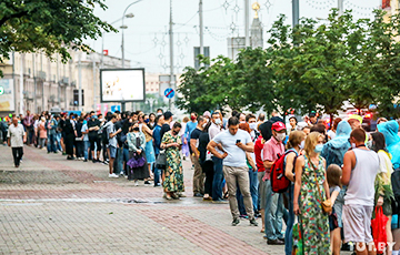 Tatsiana Seviarynets: Civilian Riot Started In Belarus