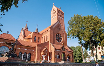 Authorities Sent Churches "Order" On Prayers For July 3, And Catholics Decided To Perform "Mighty God"