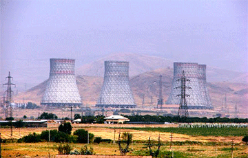 Азербайджан прыстрашыў ракетным ударам па Армянскай АЭС