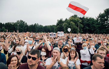 Гурт «Партызанскі праспект» напісаў песню «Чарга»