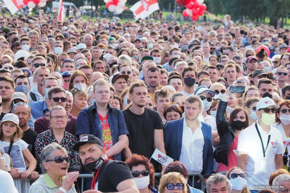 Фото со вчерашнего митинга