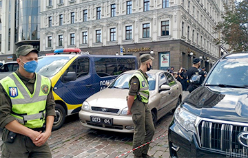 Мужчину, захватившего банк в Киеве, задержали