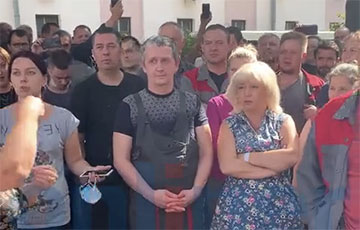 Бастующие рабочие Минского электротехнического завода выдвинули свои требования властям