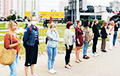 On the Main Streets of Minsk, People Stood in Human Chains
