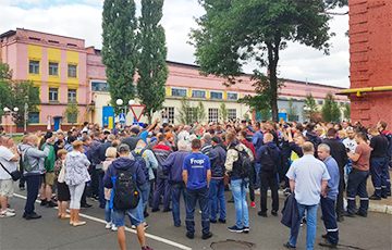 «Минский тракторный завод» подключился к забастовке
