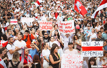 "Belarusians Are On Full Alert Waiting For Moment "X""