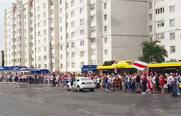 «Авиационный ремонтный завод» в Барановичах вышел на акцию Солидарности