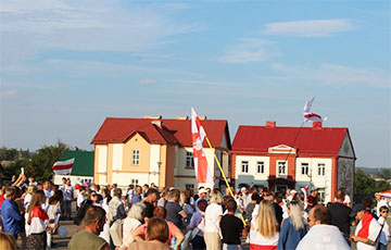 Жители Слонима: Лукашенко больше не президент и должен уйти