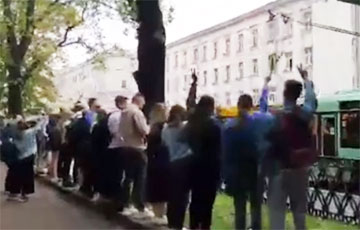 Студенты БГЭУ также присоединились к протесту
