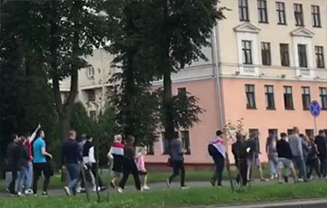 От МТЗ выдвинулась колонна бастующих рабочих