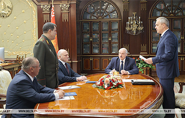 Лукашенко поменял глав КГБ, КГК и Совбеза