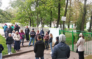 People Came Out in Support of the Activist of the "European Belarus" Whose Son Was Stolen by Lukashists