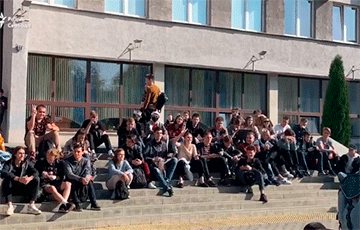 Студенты БГУИР продолжают сидячую акцию протеста