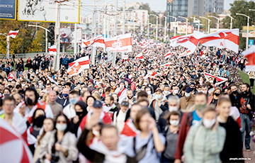 Первые колонны минчан вышли на Партизанский марш