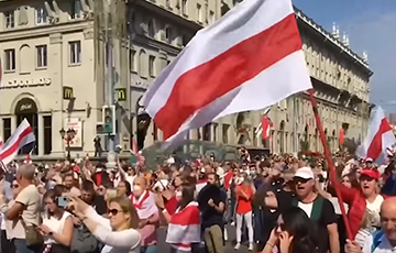 Nogu Svelo! Band Released Video With Shots Of Belarusian Protests