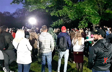 Вячэрнія акцыі становяцца ўсё больш маштабнымі