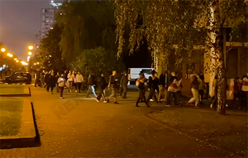 Микрорайон Восток идет многолюдным маршем по Минску