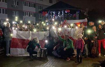 Zalataya Horka Residents Held Attention-Getting Solidarity Event