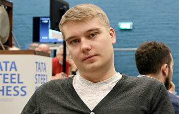 Best Belarusian Chess Player Called For Lukashenka's Resignation