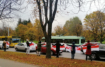 In the Morning, Minsk Residents Went to a Protest Rally Near the Uschod Metro Station