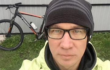 The Cyclist Traveled 100 Kilometers to Participate in the Partisan March