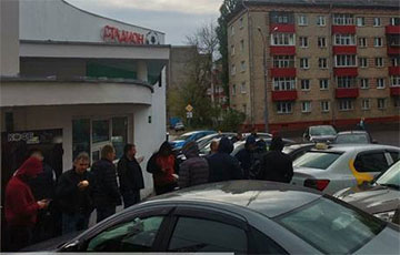 В Гомеле водители «Яндекс.Такси» начали забастовку