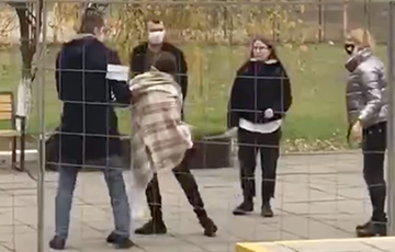 Каратели напали на ученицу Лингво-гуманитарного колледжа в Минске