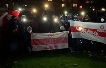 Жители микрорайона Восток поддержали музыкантов-патриотов